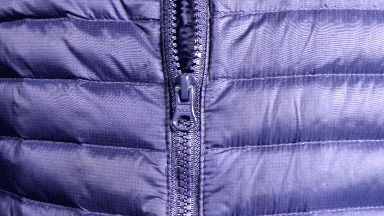 Jak naprawić zamek w bluzie? Sprawdzone sposoby na usterki zamka